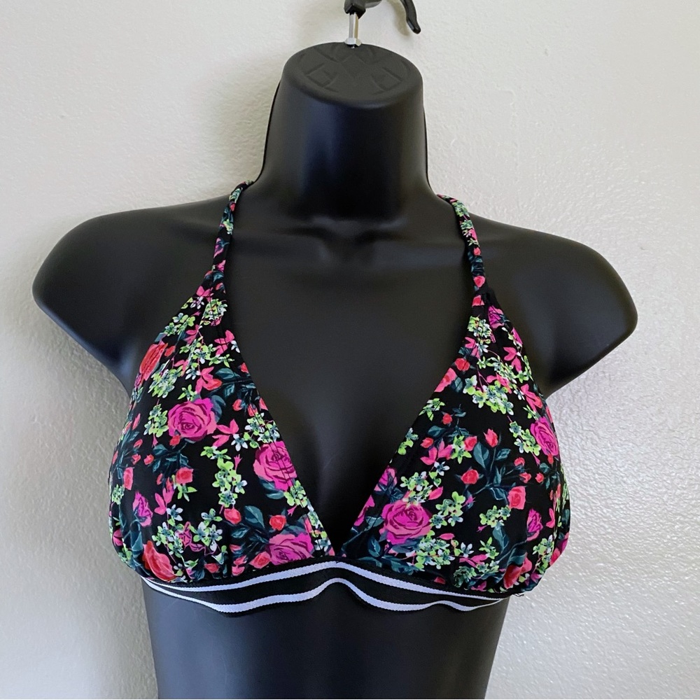 Xhilaration Sporty Floral Striped Crisscross Bikini Swim Top - Juniors Large
